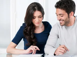 برج الأسد عاطفي وحساس

