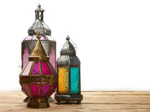 لاتنسي استخدام الفوانيس في رمضان للإضاءة
 لاتنسي استخدام الفوانيس في رمضان للإضاءة