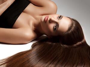 الكثير من السيدات يرغبن في تغيير إطلالة شعرهن بين الحين والآخر