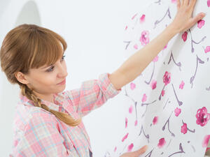 يجب استخدام فرشاة ناعمة لتنظيف ورق الحائط
 يجب استخدام فرشاة ناعمة لتنظيف ورق الحائط