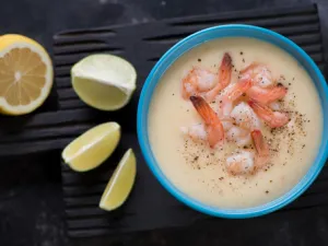 شوربة الجمبري بالكريمة