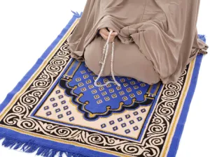 هل يجوز أداء صلاة التراويح في المنزل؟