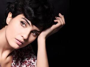 أجمل إطلالات النجمة التركية توبا بويوكستين