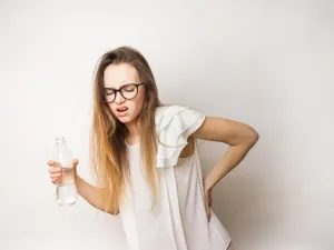 تظنّنين أنك حامل لكن حاليلك العكس ننصحكِ بأن تبحثي عن طبيب يؤمن بحدسك

