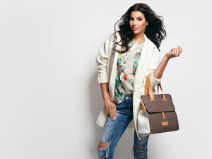 الموضة هي هوس لكثير من الفتيات

