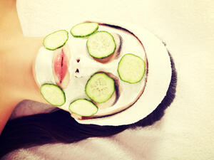 تحتاج البشرة قبل عيد الفطر إلى الترطيب والعناية