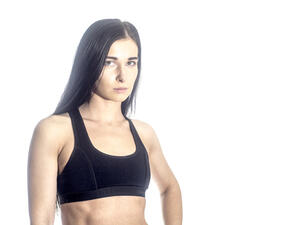 لا تكوني كسولة، هيا انهضي ومارسي الرياضة

