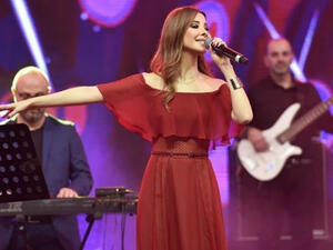 The Arab music icon also reached another milestone last year when she crossed the 1 million subscription mark on YouTube in April. (Source: @nancyajram - Instagram)