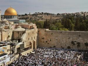 The United Nations cultural heritage body UNESCO adopted a resolution on Wednesday condemning Israeli handling of Jerusalem's al-Aqsa mosque. (AFP/File)