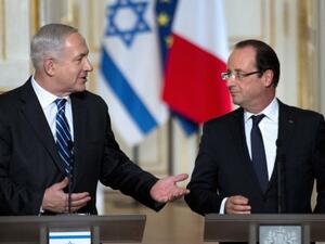 French President Francois Hollande and Israel's Prime Minister Benjamin Netanyahu hold a press conference, Paris, France, October 31, 2012. (AFP/Martin Bureau)