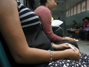 Pregnant women infected by the Zika virus wait to be attended to in Cucuta, Colombia. (AFP/Schneyder Mendoza)