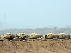 Saudi tanks deploy in Jizan close to the Yemeni border. (AFP/Fayez Nuraldine)