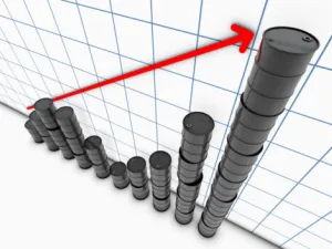 The price of Brent crude oil has reached a new high by surpassing $65 per barrel, its highest level since mid-2015. (File photo)