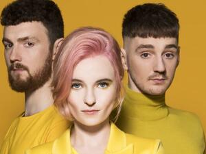 Arrive early to enjoy Zero Gravity’s afternoon food fiesta that rolls into the event.