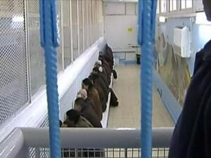 الاعتقال الإداري، هو أمر توقيف قابل للتمديد، يصدر بحق الأسرى الفلسطينيين، دون توجيه لائحة اتهام رسمية