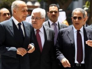 عريقات ينفي الدخول الى "المباشرة" ونتنياهو يتراجع عن تصريحاته
