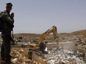 هدم منشآت في وادي قانا قرب بلدة دير استيا