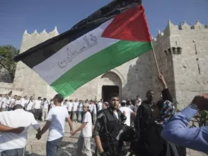 متظاهرون فلسطينيون في القدس/أ.ف.ب