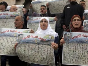 تضامنا مع الاسرى الفلسطينيين /أ.ف.ب