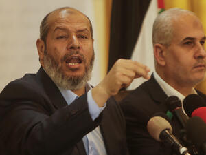 Senior political leader of the Palestinian Islamist movement Hamas, Khalil al-Hayya, holds a press conference on April 18, 2017, in Gaza City.  (AFP/Mahumd Hams) 