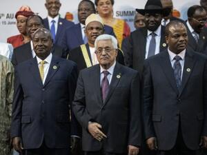Mahmoud Abbas, center, at the African Union summit on June 14, 2015. (AFP/Gianluigi Guercia) 