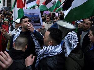 Demonstrators shout slogans and wave Palestinian flags during a demonstration in front of the US Embassy in Rome, December 9, 2017, against US President Donald Trump's recognition of Jerusalem as Israel's capital. (AFP/ File Photo)