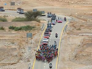 The pack rides in the Negev Desert during 3rd stage of 101st Giro d'Italia, Tour of Italy, May 6, 2018, 229 kilometers between Beersheba and Eilat. (AFP/ File Photo)