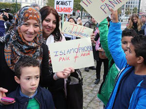 People attend a protest march against Islamophobia, on October 26, 2014 in Brussels. (AFP/ Nicolas Maeterlinck)