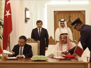 توقيع اتفاقية عسكرية بين تركيا وقطر