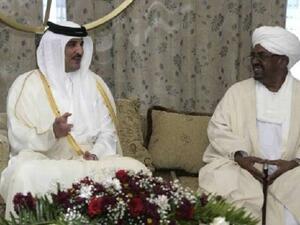 أمير قطر الشيخ تميم بن حمد آل ثاني والرئيس السوداني عمر البشير/ أرشيفية