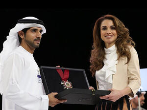 Dubai
UAE's Sheikh Hamdan bin Zayed bin Sultan Al Nahyan presents a Medal of Honor to Queen Rania of Jordan at The Global Women's Forum. (Twitter)
