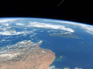 هناك حوالي 19000 جسم اصطناعي مرئي من الأرض في مدار قريب من الأرض