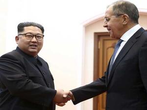 كيم جونغ اون يستقبل سيرغي لافروف في بيونغ يانغ