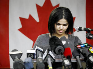 Rahaf Mohammed in a press conference she attended when arrived to Canada. (FilePhoto/AFP/Cole Burston)

