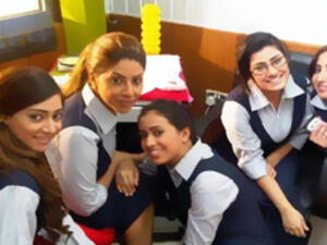 منتج "بنات الثانوية": لم أقدم عملا إباحيا حتى تحظره الكويت