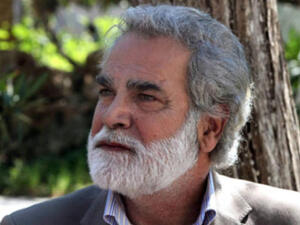 الفنان اللبناني رفيق علي أحمد