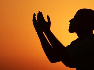 الدعاء الذي يقال عند آذان المغرب