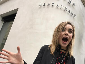 (Kiernan Shipka/ Instagram)