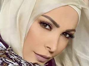 هل خلعت أمل حجازي الحجاب؟