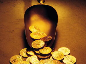 "International orders have also been reduced to a trickle and will dry up soon if the price does not stabilise," said Bahrain Chamber of Commerce and Industry gold and pearl jewellery committee head Mohammed Sajid Shaikh "International orders have also been reduced to a trickle and will dry up soon if the price does not stabilise," said Bahrain Chamber of Commerce and Industry gold and pearl jewellery committee head Mohammed Sajid Shaikh