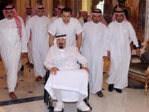 العاهل السعودي بعد خروجه من المستشفى /صورة عن وكالة الانباء السعودية