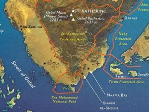 Tiran and Sanafir are two islands with a combined area of 113 square kilometres.  (Shasha)