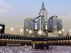 The Swissotel, Movenpick Hajar Tower and Mecca Clock Royal Tower Hotels in Mecca. (Booking.com)