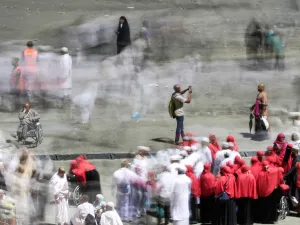 On the third day of the annual Hajj pilgrimage shows pilgrims leaving after throwing the final pebbles in the symbolic "stoning of the devil" ritual, in Saudi Arabia's holy city of Mecca. 

KARIM SAHIB / AFP