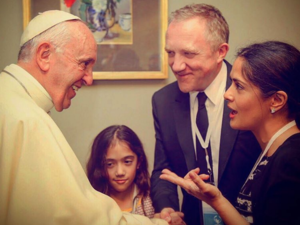 Salma made the Pope laugh! (Instagram)
