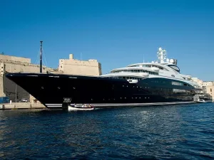 It comes as no surprise that Saudi crown prince Mohammed bin Salman has a yacht on the list, the 'Serene'. (Wikipedia - Creative Commons)