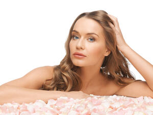 لبشرة شابة خالية من التجاعيد..إليك هذه الأطعمة