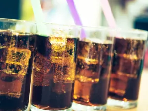 المشروبات الغازية السبب وراء ضعف الرغبة الجنسية

