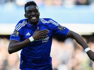 بيرتراند يحتفل بهدفه