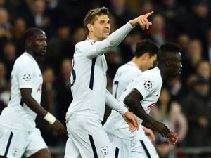 يورينتي يحتفل بهدفه